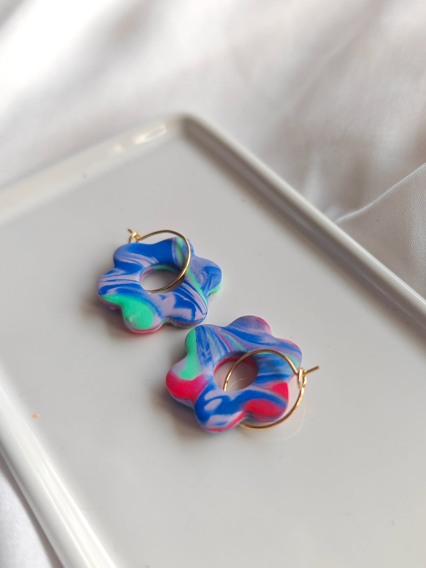Marbled blue flower hoop earrings