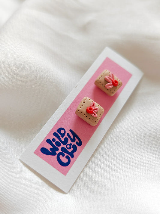 Square floral detail studs