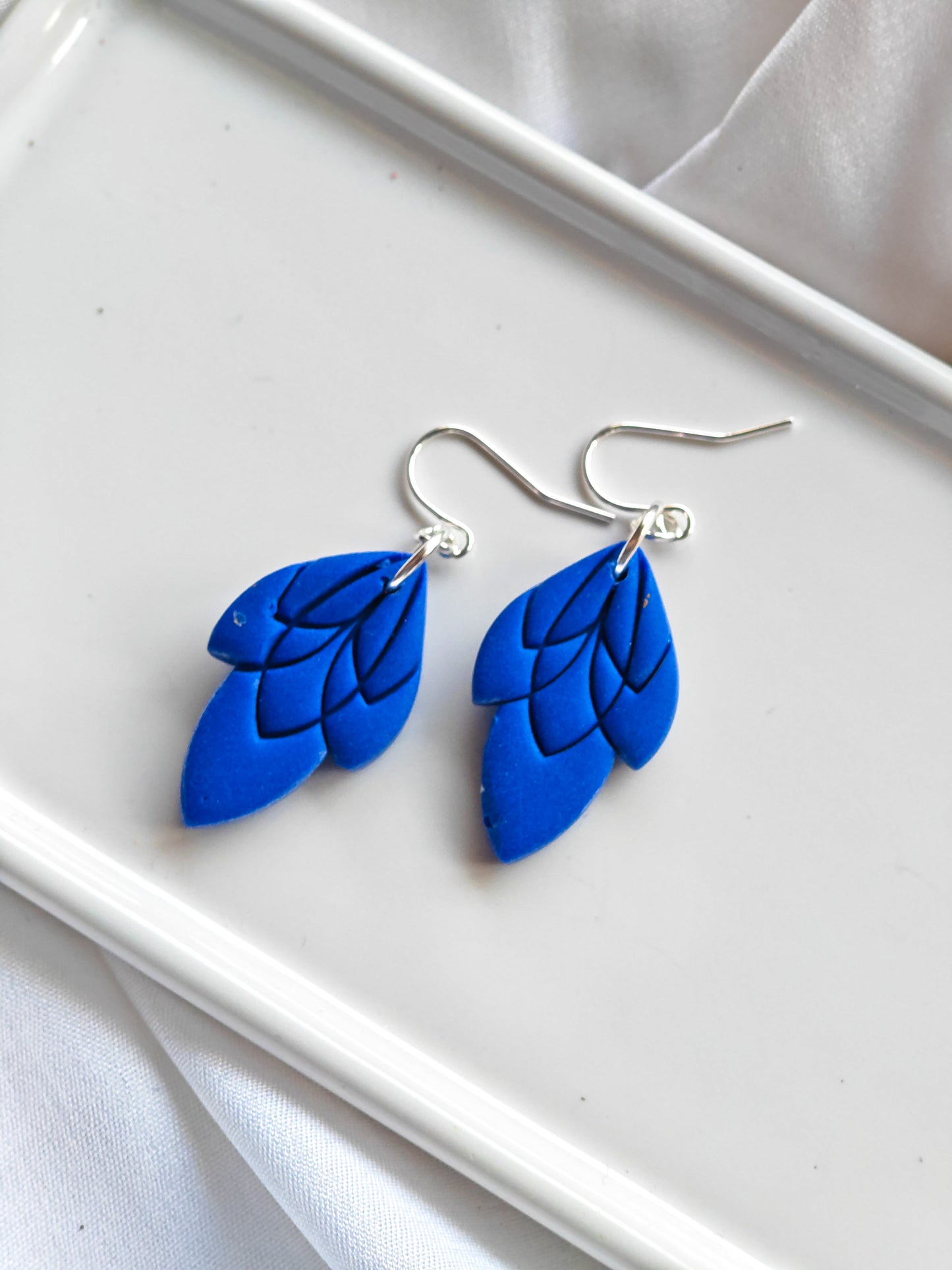 Blue classic dangle earrings
