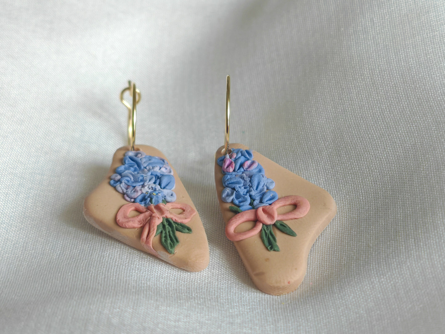 Lavender detail earrings